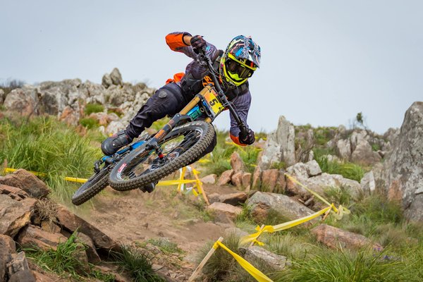 Voler en montgolfière au puy-en-velay : une aventure inoubliable