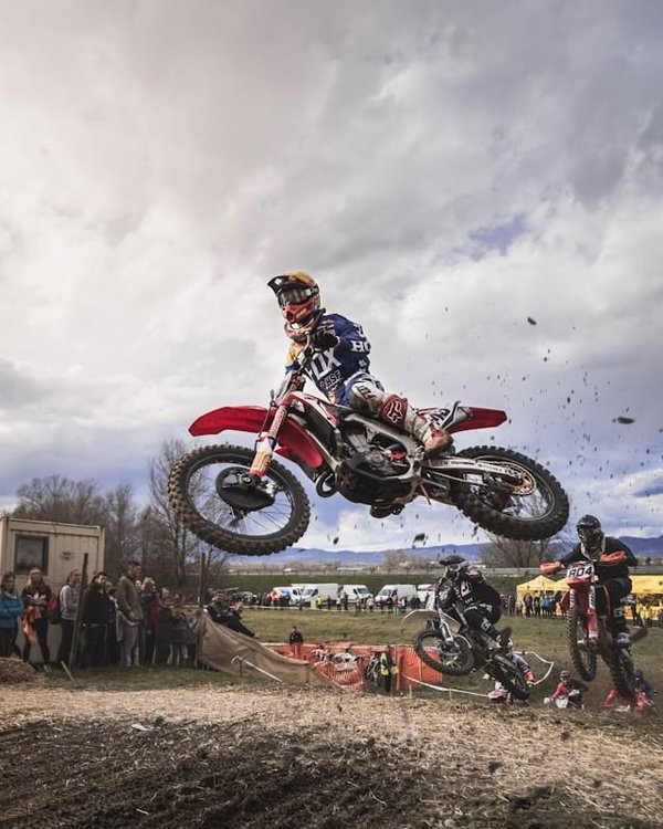 Quels sont les exercices de coordination pour un pilote de motocross junior?